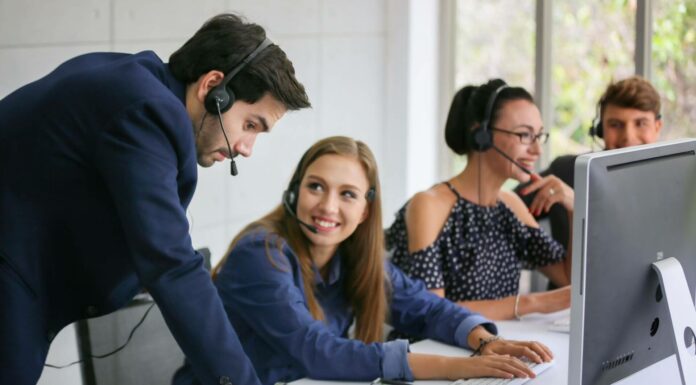 The Benefits Of Cloud-Based VoIP Solutions Employees Using VoIP Calling