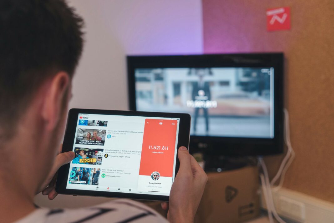man video streaming