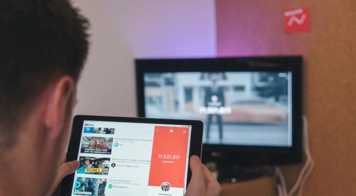 How Does Mobile Broadband Enable Real-Time Video Streaming? man video streaming