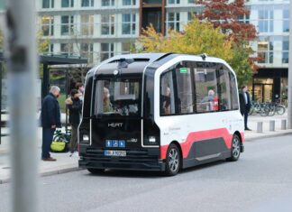 How Does Mobile Broadband Impact Travel and Transportation? Smart bus in Germany
