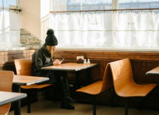 How Does Mobile Broadband Impact Social Interaction and Connectivity? how does mobile broadband impact social interaction and connectivity