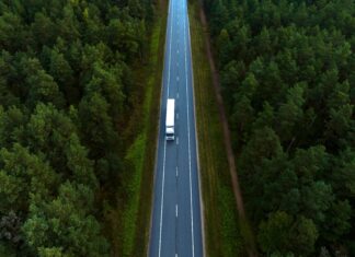 How Does Mobile Broadband Support Fleet Management and Logistics? mobile broadband supports fleet management