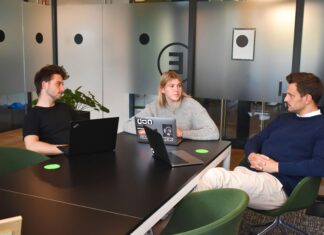 8 Reasons Why Full Fibre Is Worth It for Tech Startups full-fibre connection in tech startup