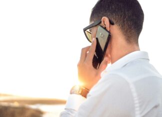How to Troubleshoot Poor VoIP Call Quality voip phone call
