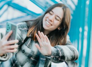 How VoIP Supports Accessibility for Hearing-Impaired Users voip video calling supports hearing impaired