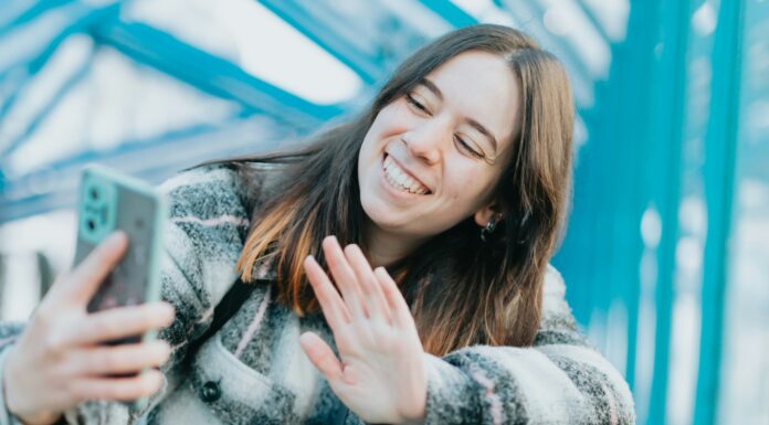 How VoIP Supports Accessibility for Hearing-Impaired Users voip video calling supports hearing impaired