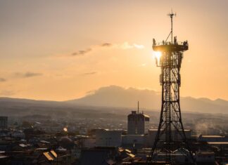 UK’s Ofcom Proposes New 6 GHz Spectrum Sharing Plan Broadband Tower