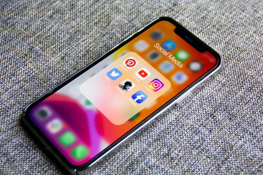 how-to-use-an-esim esim on mobile device