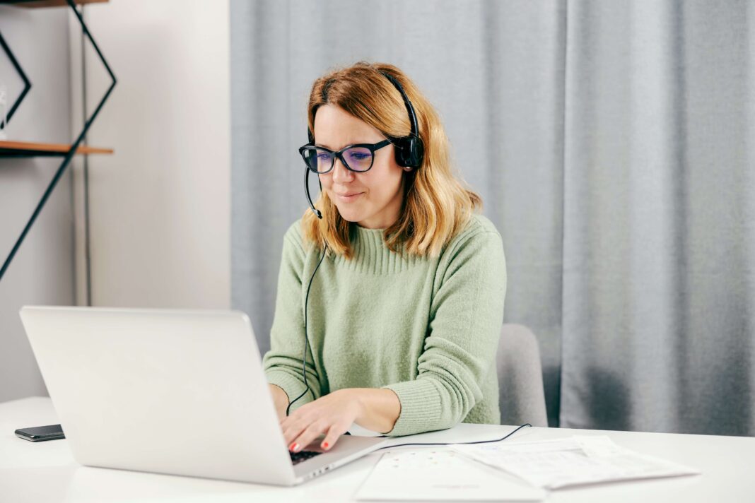 customer-relationship-manager-working-from-home