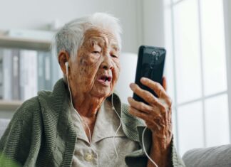 Broadband’s Effect On Digital Literacy In Senior Citizens elderly-man-using-his-broadband-connection-to-keep-in-touch-with-his-family