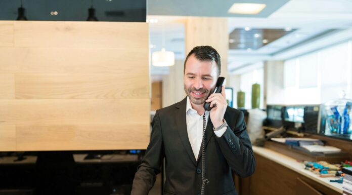 How Hotels Use VoIP To Improve Guest Experience? hotel-communication-through-voip-phones