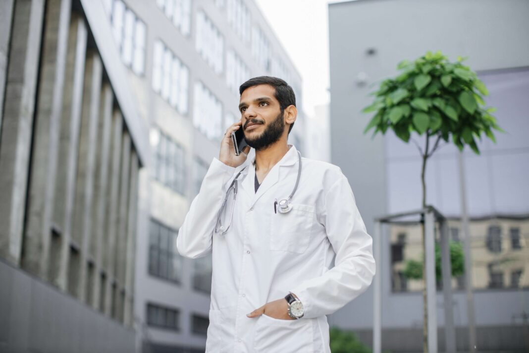 doctor-uses-voip-to-communicate-with-a-patient