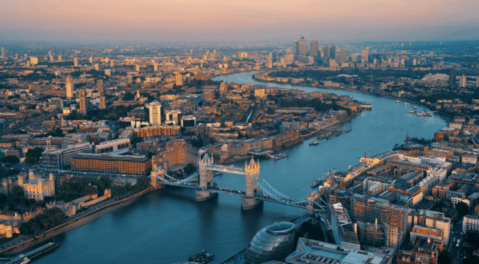7 Best VoIP Providers For London Businesses London
