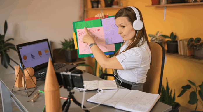 Experts Share: How Mobile Broadband Supports e-Learning Online Teaching