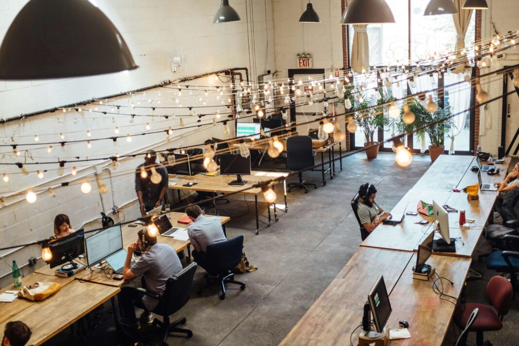 6-ways-to-optimise-voip-large-teams voip phone system for large teams