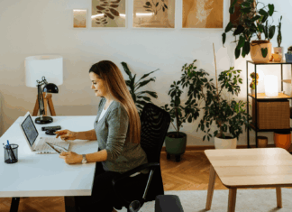 Experts Share: How Mobile Broadband Enables Hybrid Flexibility Hybrid-worker
