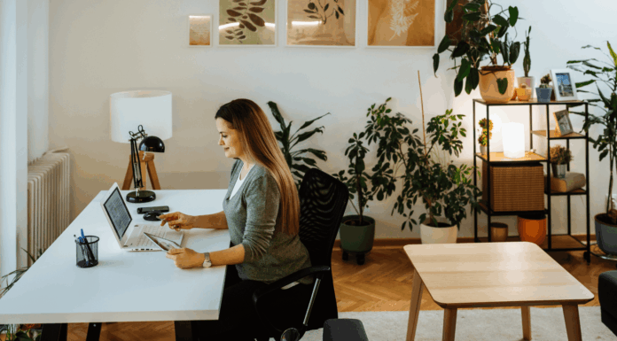 Experts Share: How Mobile Broadband Enables Hybrid Flexibility Hybrid-worker