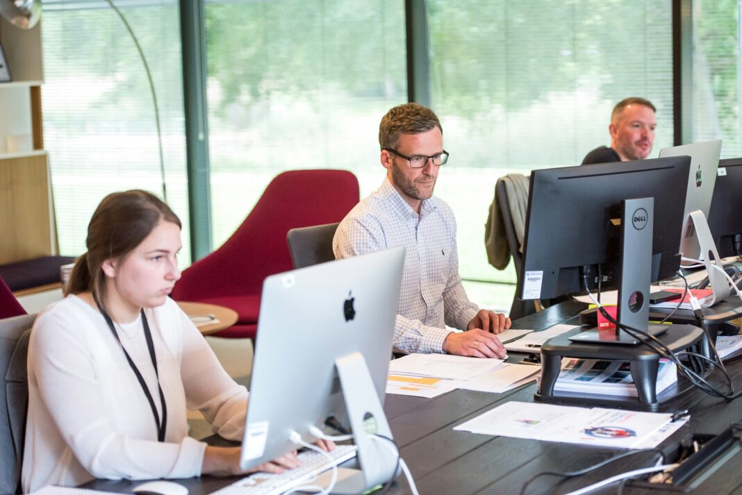 business-working-with-coip-system
