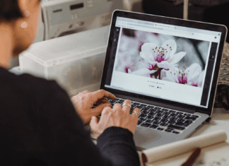 Can Your Broadband Keep Up With Cloud-Based Collaboration Tools? Working-on-laptop