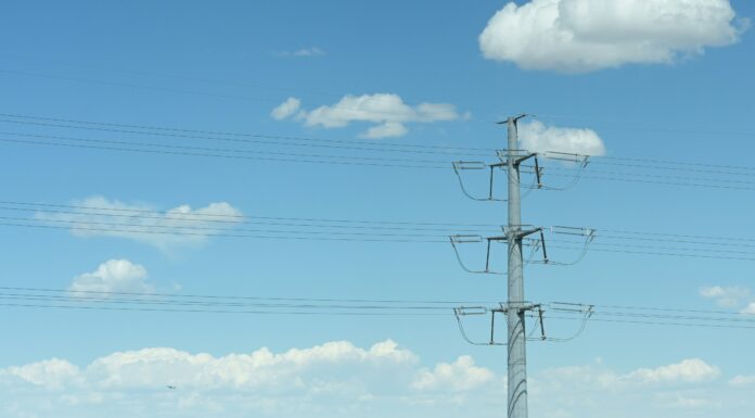 Phone Outages Show Why VoIP Matters For Small Businesses phone line outage