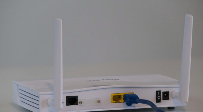 Should You Bundle Mobile and Broadband Together?