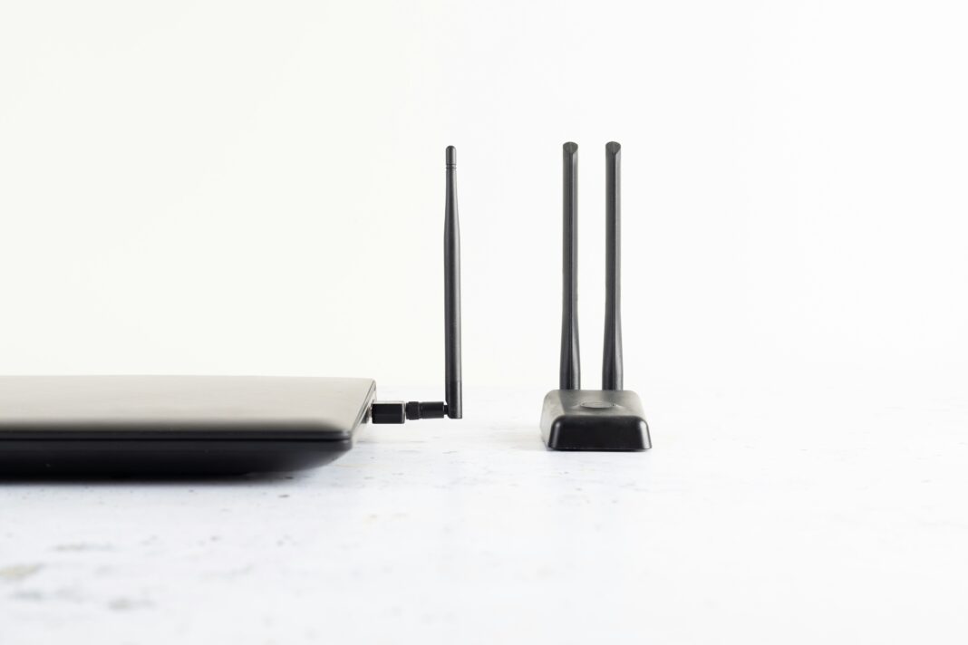 connecting-landline-to-router internet router