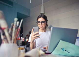 Top VoIP Features in 2025 for Small Businesses
