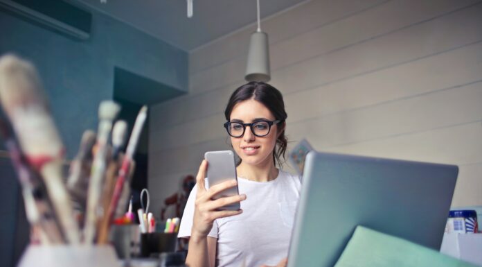 Top VoIP Features in 2025 for Small Businesses