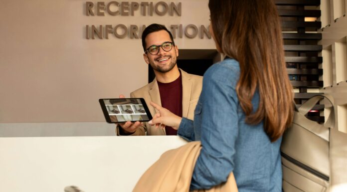 7 Fast Broadband Solutions for Hotels in the UK hotel-reception