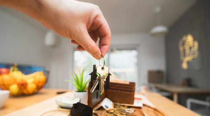 Broadband and Moving House: What You Need to Know keys-to-new-house-uk-broadband