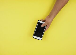 How to Secure Your Mobile Broadband Connection From Hackers smart-phone-security