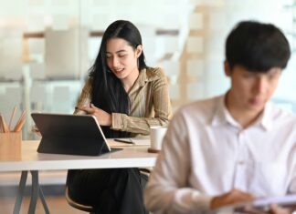 How VoIP Is Enhancing Cross-Border Education Programs voip-for-international-institutions