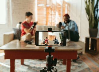 Is It Worth Switching Providers for a Better Deal? quick-speed-broadband-for-live-streaming