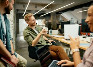 The Best Broadband Features for Co-Living Communities co-living-fast-internet