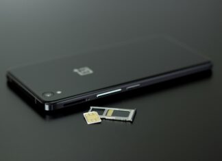 Exploring The Role Of 6G In The Future Of VoIP Communication smartphone-sim-voip-