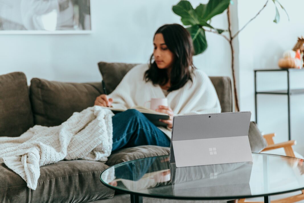 how-voip-enhances-communication-in-co-living-spaces