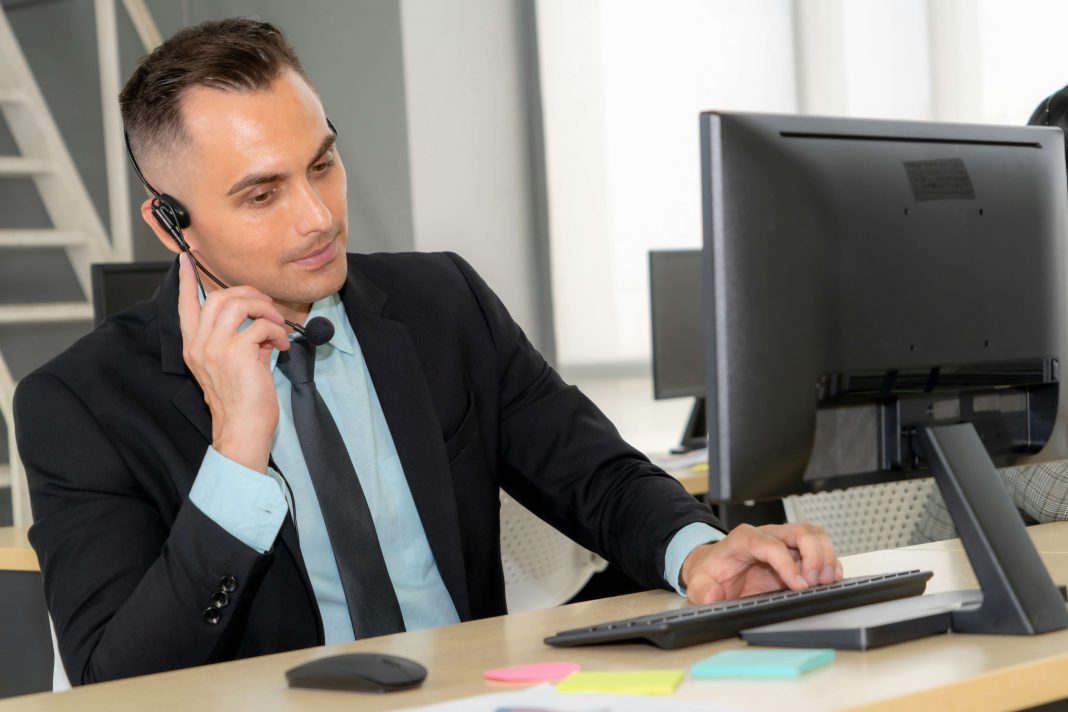 how-to-measure-the-roi-of-switching-to-voip