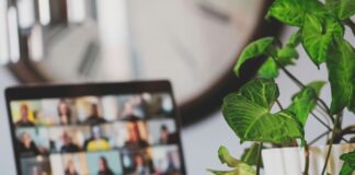 How VoIP Makes It Easier to Hire and Manage Remote Staff how-voip-makes-it-easier-to-hire-and-manage-remote-staff