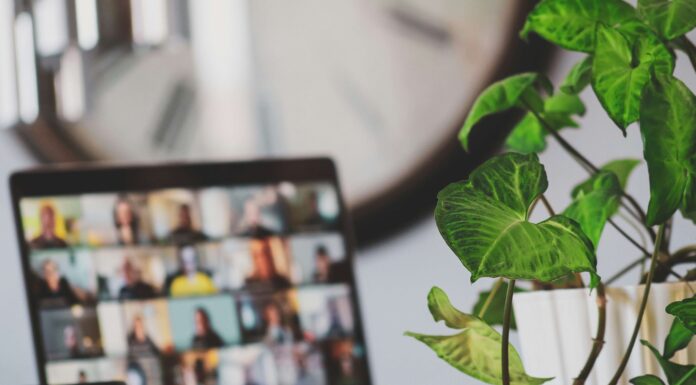 How VoIP Makes It Easier to Hire and Manage Remote Staff how-voip-makes-it-easier-to-hire-and-manage-remote-staff