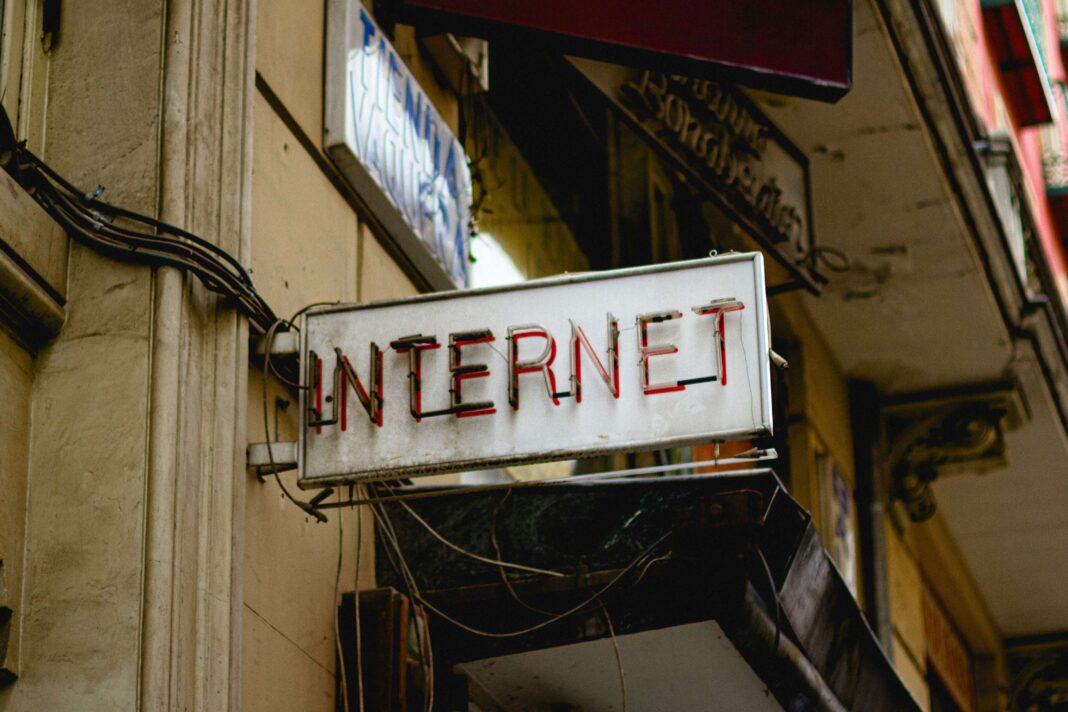 is-voip-suitable-for-businesses-in-areas-with-poor-internet