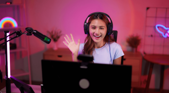 Is Symmetric Broadband Essential For Content Creators? content-creator-scaled