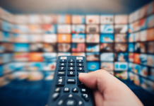 How Do Broadband Providers Throttle Streaming Services? streaming-on-smart-tv