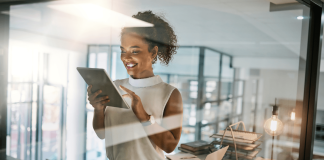 Experts Share: How Are Telecoms Companies Addressing The Gender Gap In Tech Careers? women-in-tech-scaled